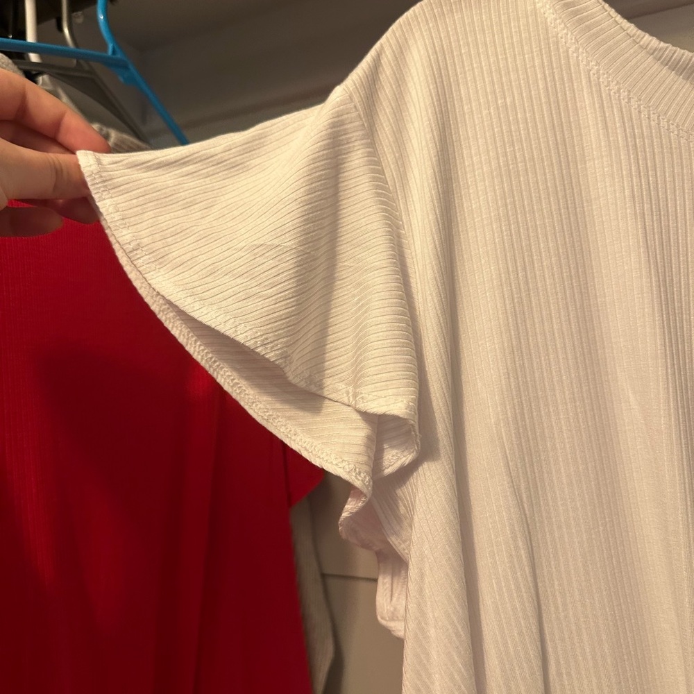 Time and Tru White Short Sleeve Tie Front T-Shirt - Picture 4 of 6